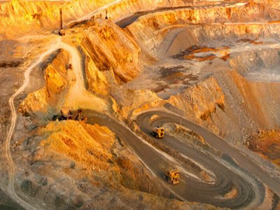 变异毒株影响矿石供应铜价下跌为补库提供机会