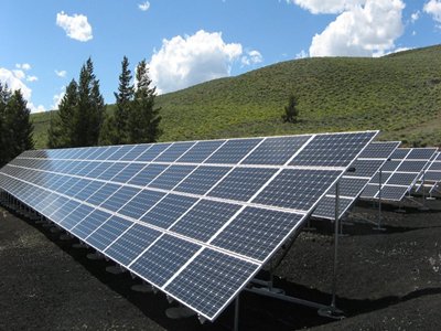 光伏出海！总投资7亿美元TOPCon太阳能电池项目签约阿曼