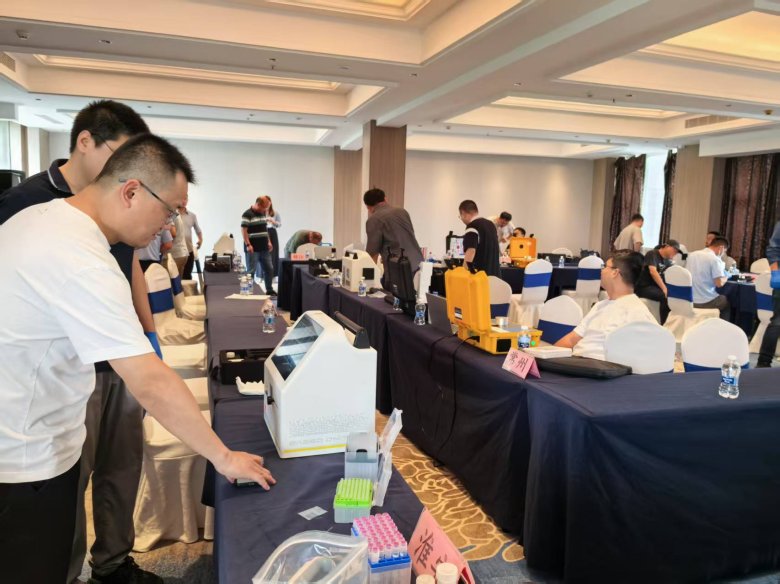 2025年江苏省应急监测技术培训活动圆满落幕,苏州浪声TXRF产品大放异彩(图1) 2025年江苏省应急监测技术培训活动圆满落幕,苏州浪声TXRF产品大放异彩(图1)